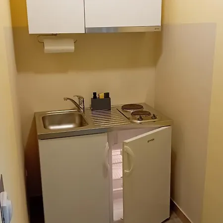 Pensión Medijana Ni